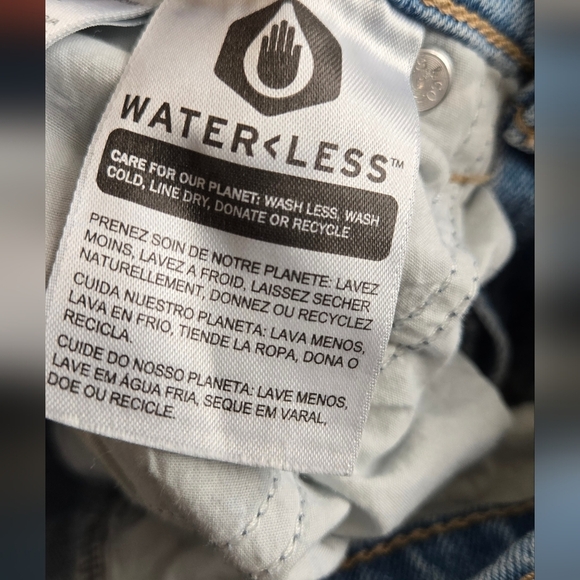 Levi's 70's High Waist Slim Straight Light Washed size 25 blank red label - Picture 9 of 16